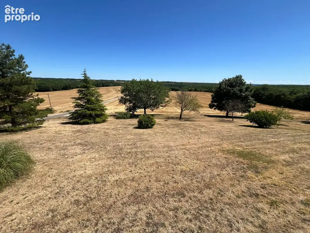 Très belle propriété à vendre dans le sud du Lot sur les hauteurs avec une superbe vue - photo 35