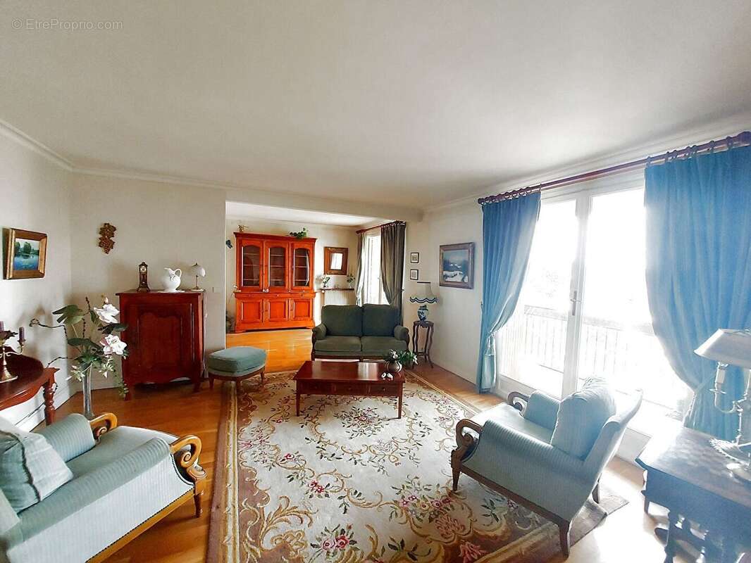 Appartement à MANTES-LA-JOLIE