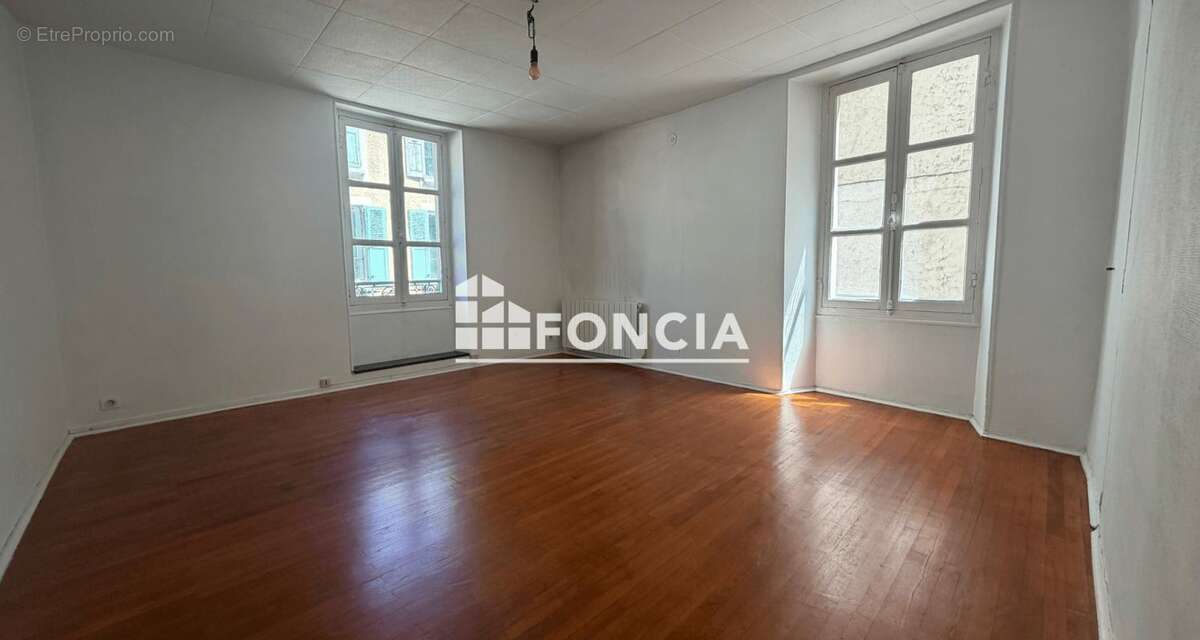 Appartement à VIZILLE