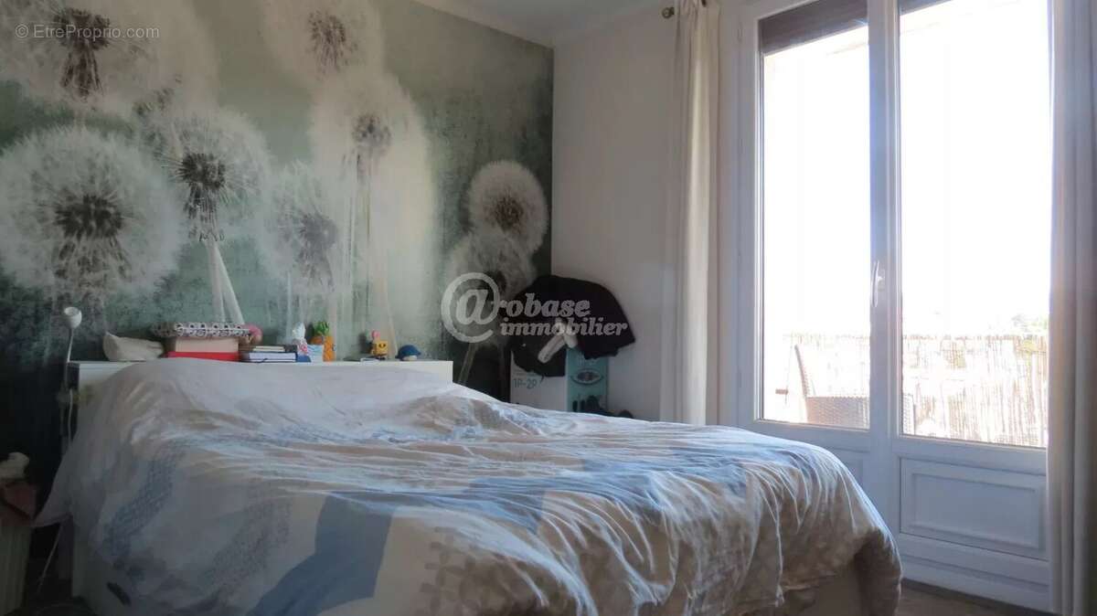 Appartement à MARSEILLE-5E