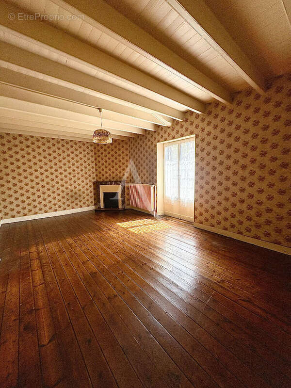 Maison Nieuil L Espoir 4 pièce(s) 89 m2 - photo 7