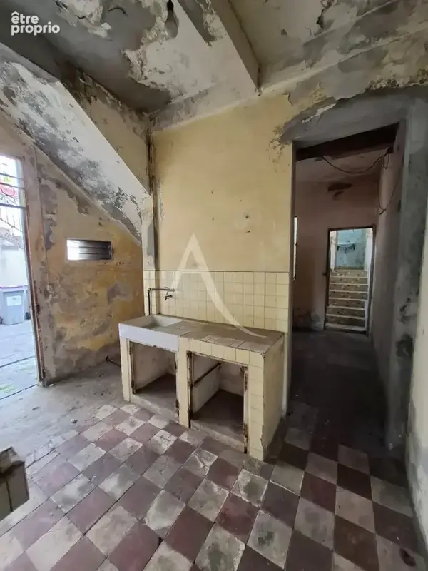 Immeuble à réhabiliter Saint Esprit 7 pièce(s) 166 m2 Affaire à SAISIR !!!!!! INVESTISSEURS - photo 15