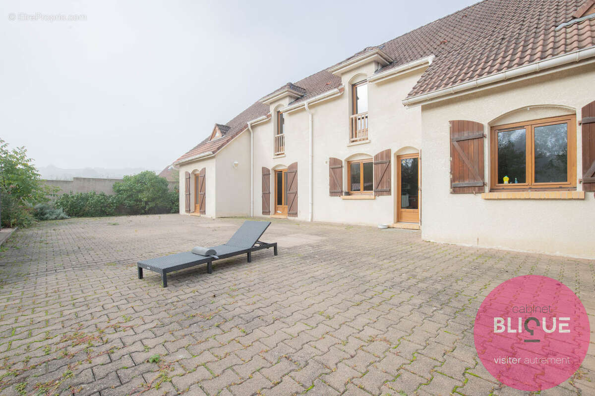 Maison à JEANDELAINCOURT