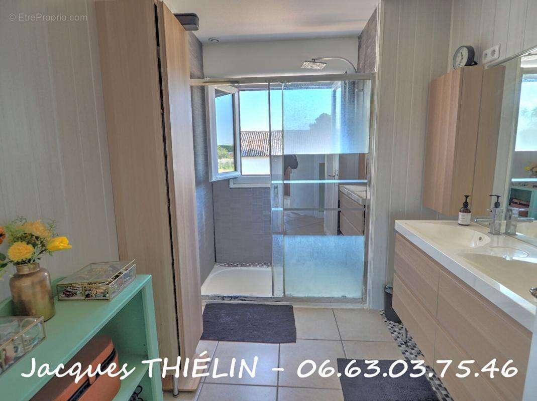 Maison à LONGUE-JUMELLES