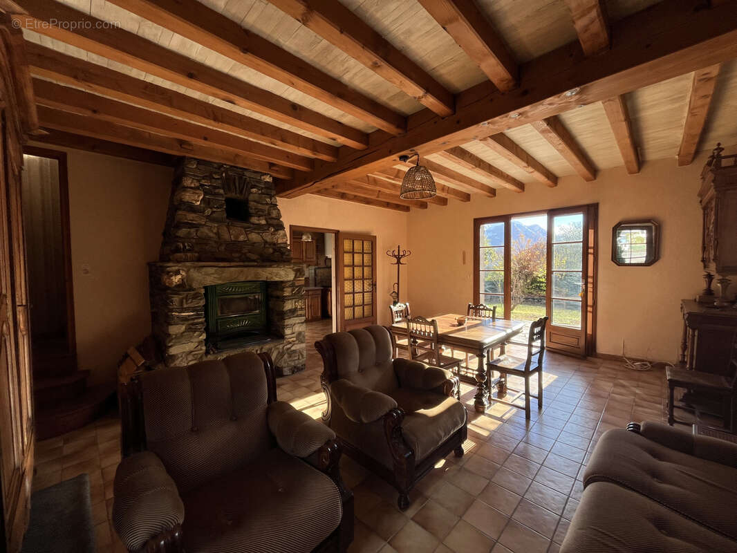 Maison à ARCIZANS-AVANT