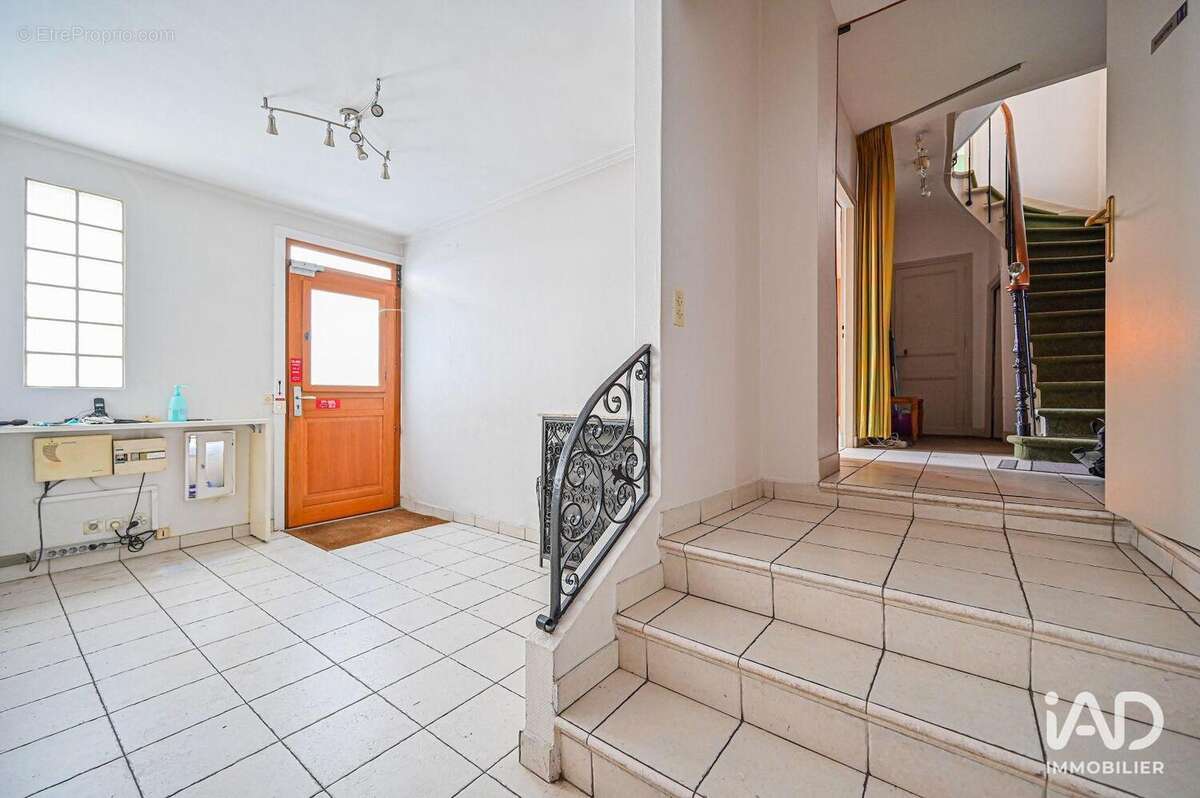 Photo 3 - Commerce à BOIS-COLOMBES