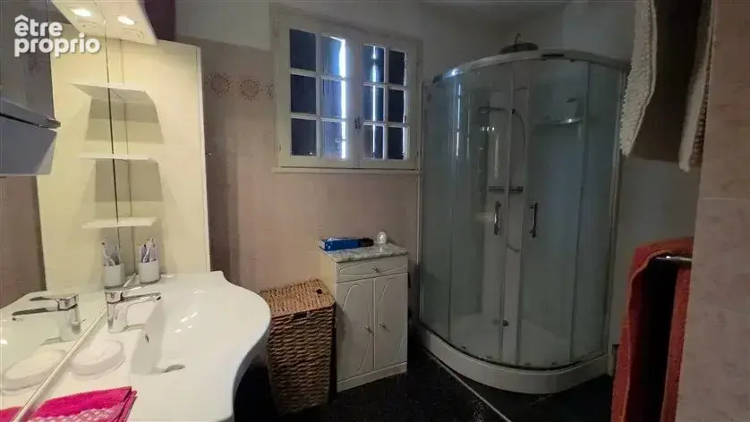 À vendre : maison familiale (6 chambres) à Saint-Martin-l’Ars - 86 - photo 8