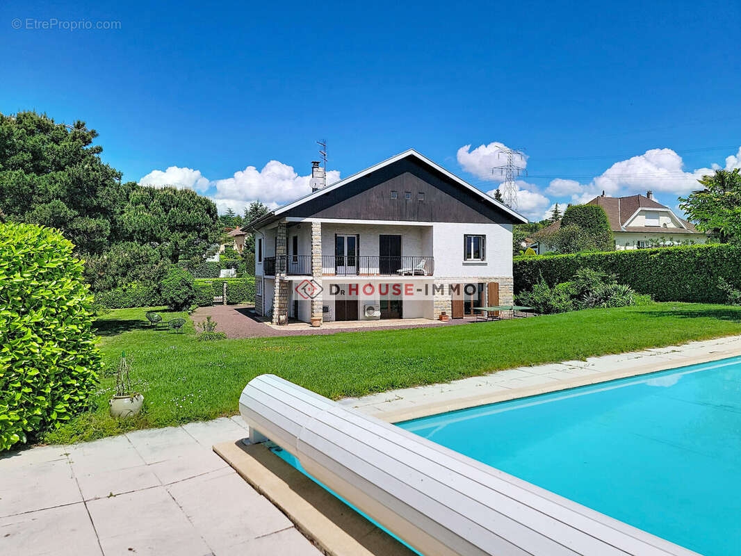 Maison 157 m² à Moirans  - photo 46