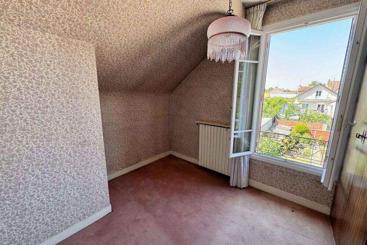 Maison à CHOISY-LE-ROI