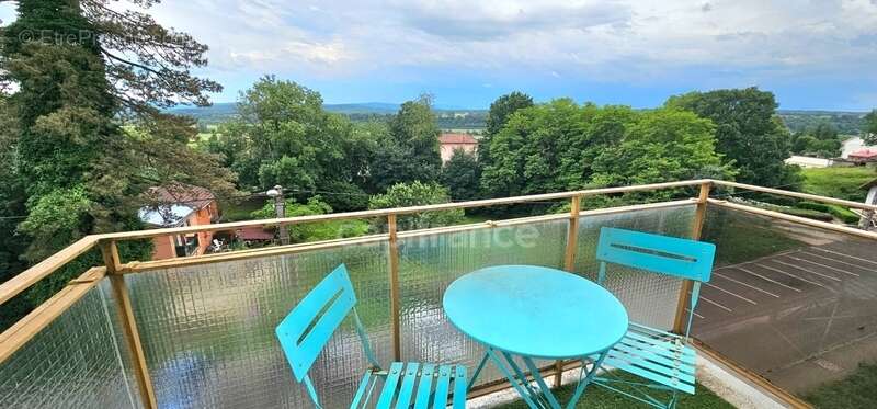 Appartement à SAINT-VIT