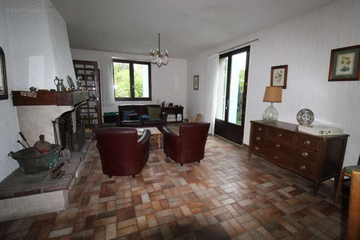 Maison à SAINT-HILAIRE-LA-PALUD