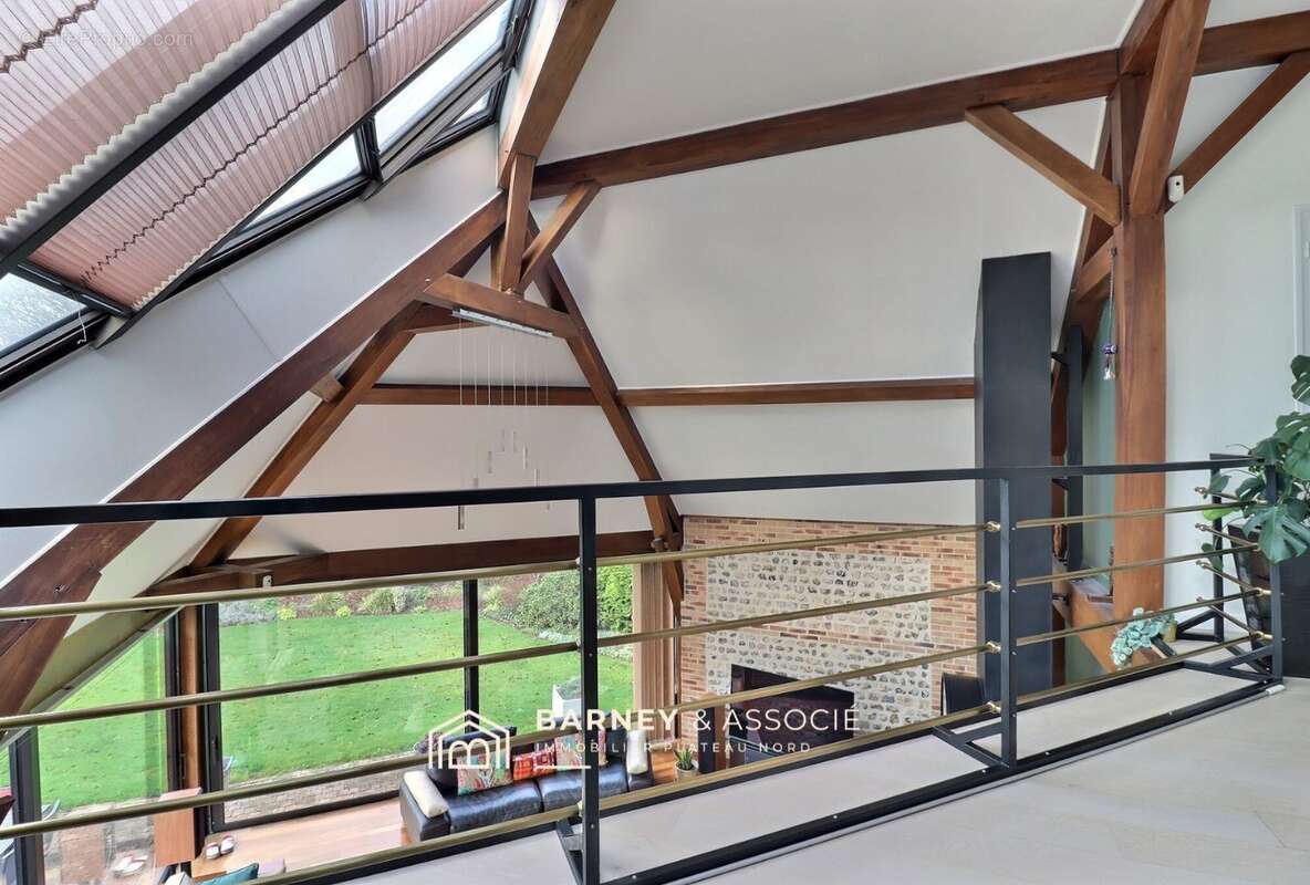 Maison à MONT-SAINT-AIGNAN