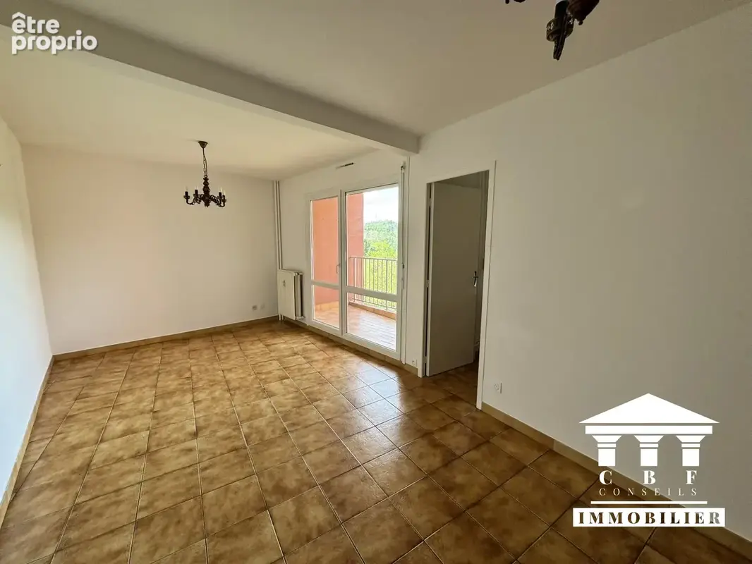 Appartement 61 m² à Le Creusot  - photo 1