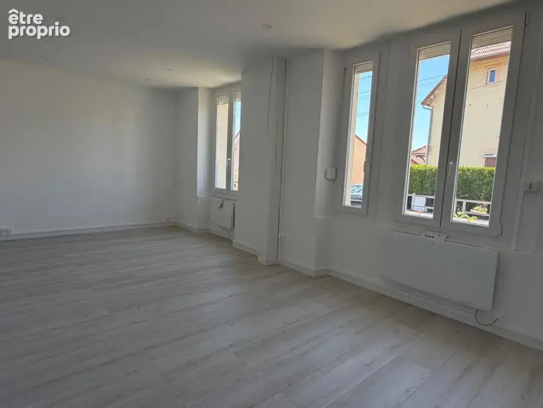 Pavillon de plain pied, 2 chambres, garage et jardin clos - photo 3