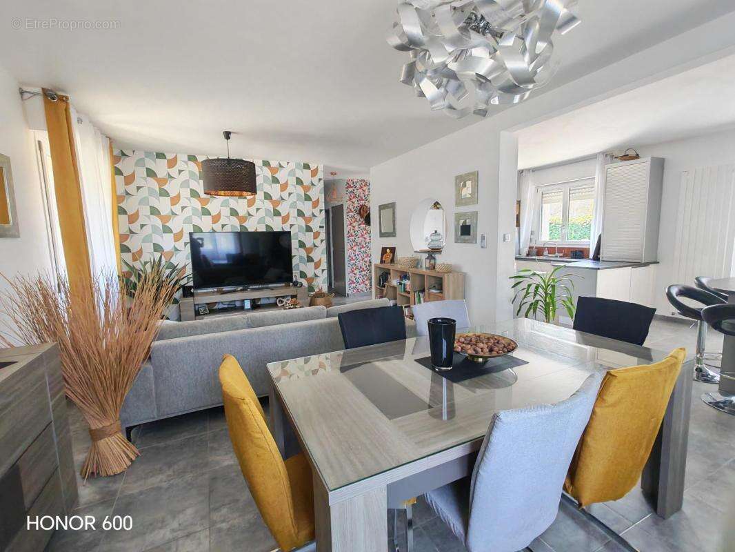 Maison 120 m² avec un sous-sol - 4 chambres -22100 TREVRON - photo 5