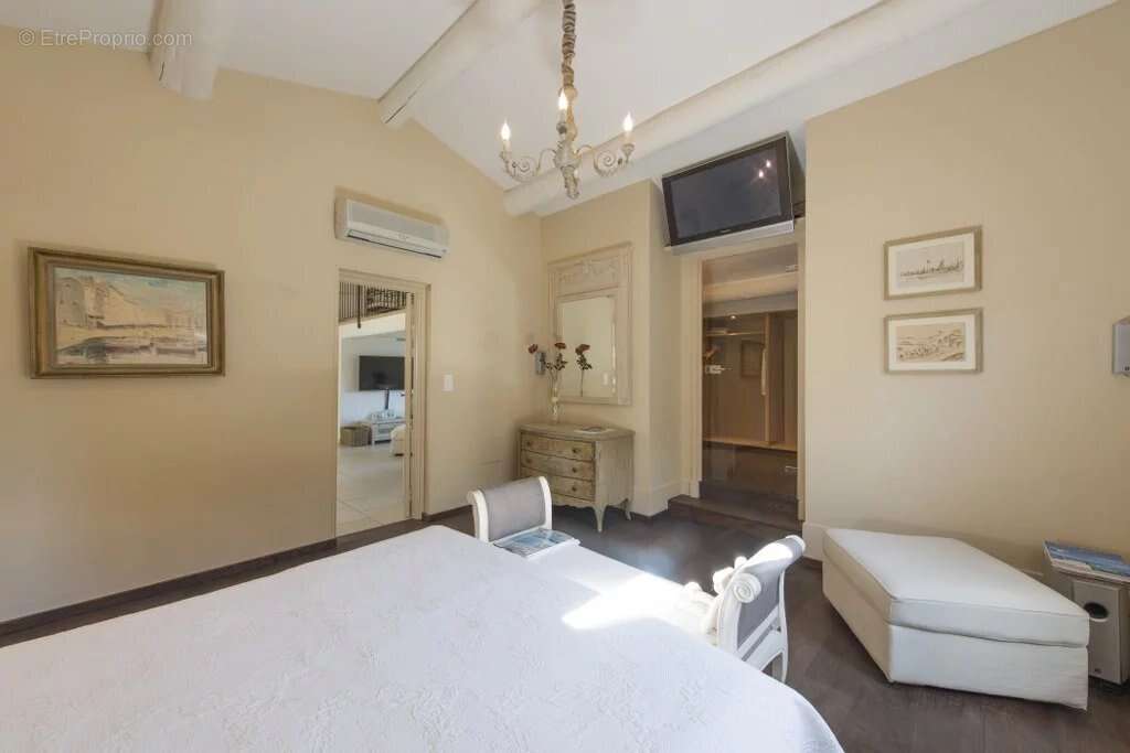 Appartement à SAINT-TROPEZ