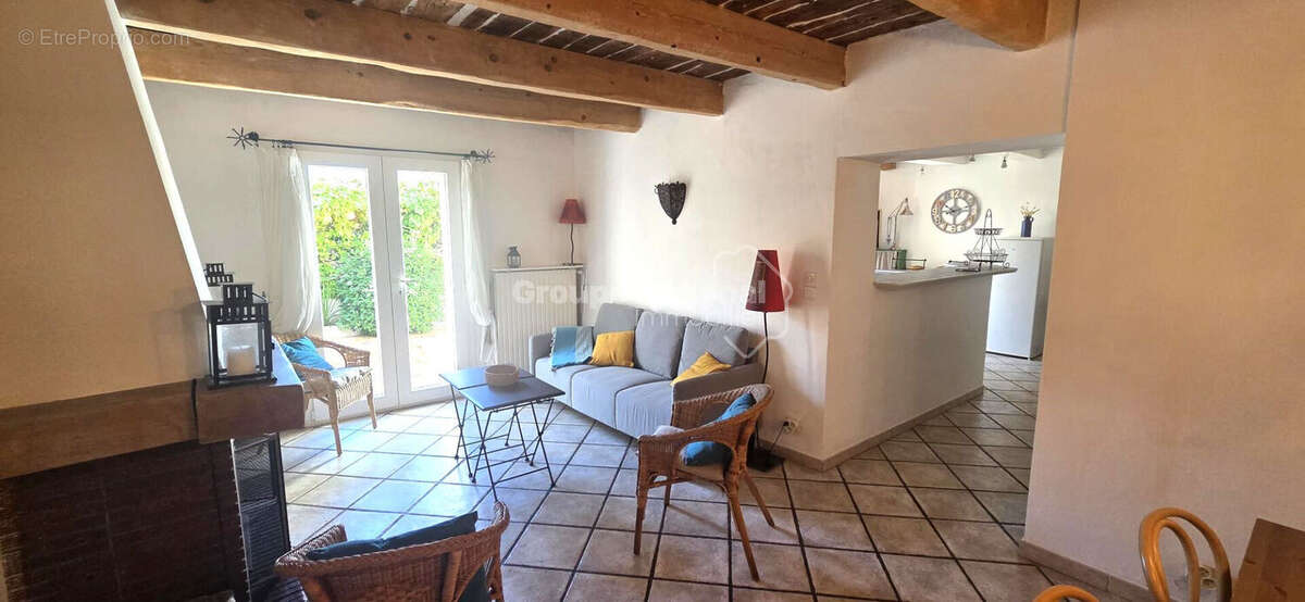 COUP DE COEUR AU ROVE pour cette jolie maison de ville de type 3/4 de 110 m² avec terrasse !!! - photo 12