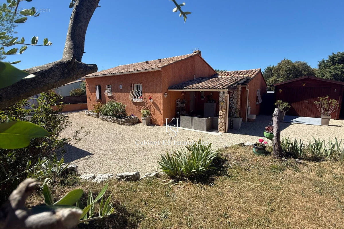 Maison à REGUSSE
