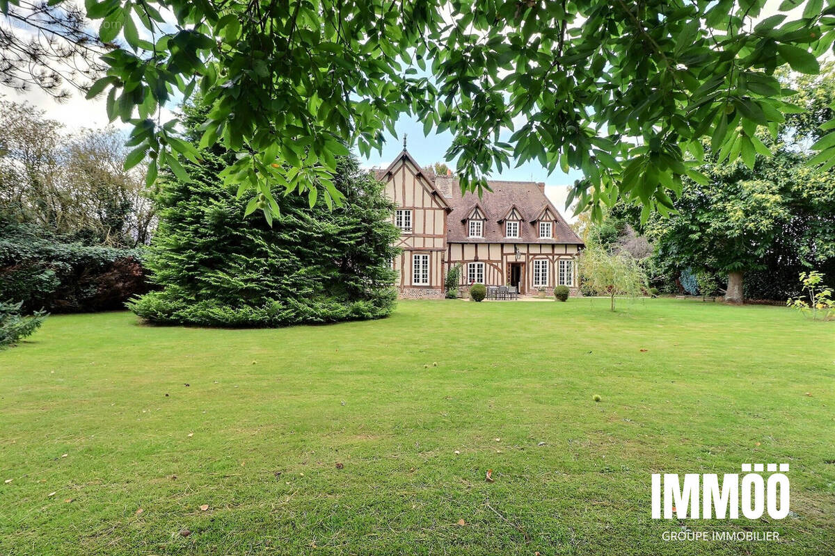 Maison à MANNEVILLE-SUR-RISLE