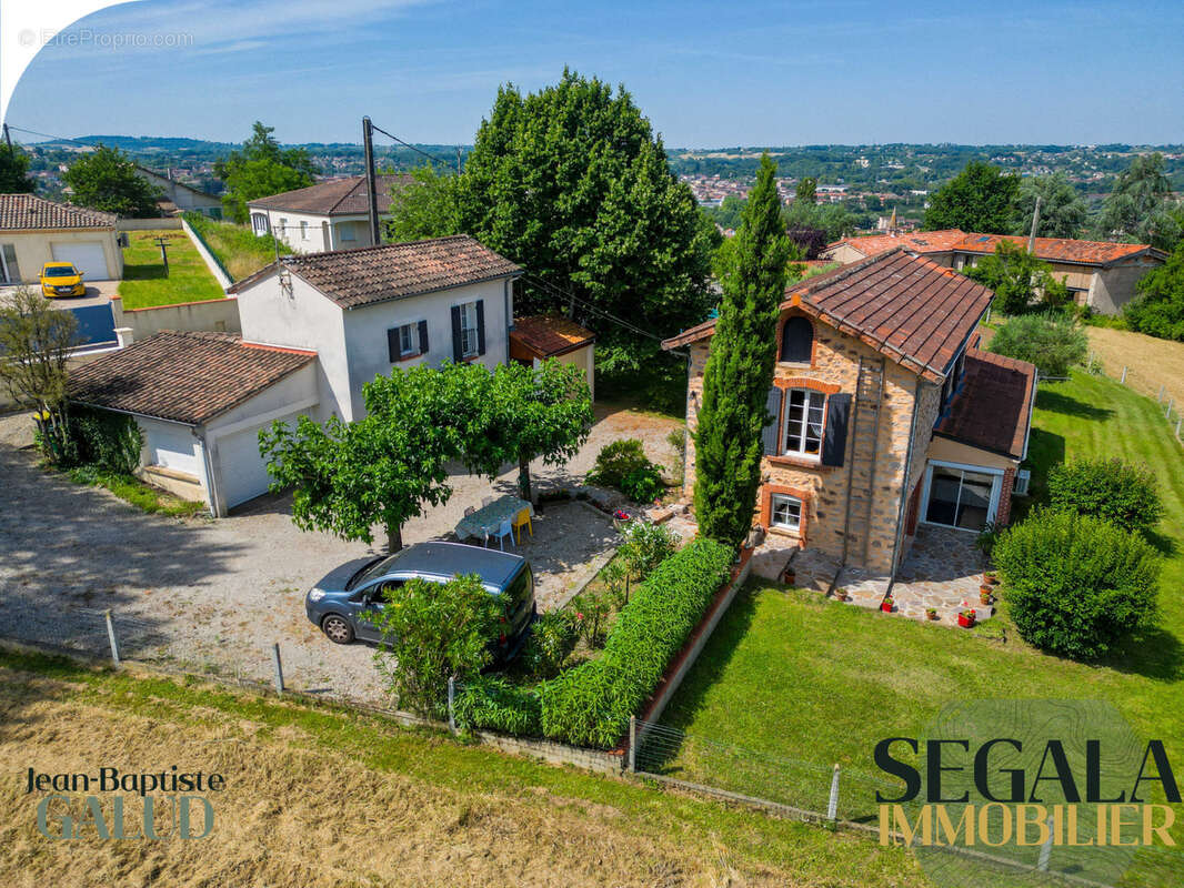 Maison avec gîte sur les hauteurs de Carmaux - photo 6