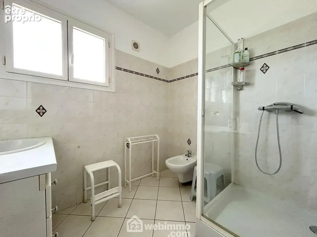 Maison 6 pièces 135 m² à vendre à Tredrez-Locquemeau (22300) - photo 7