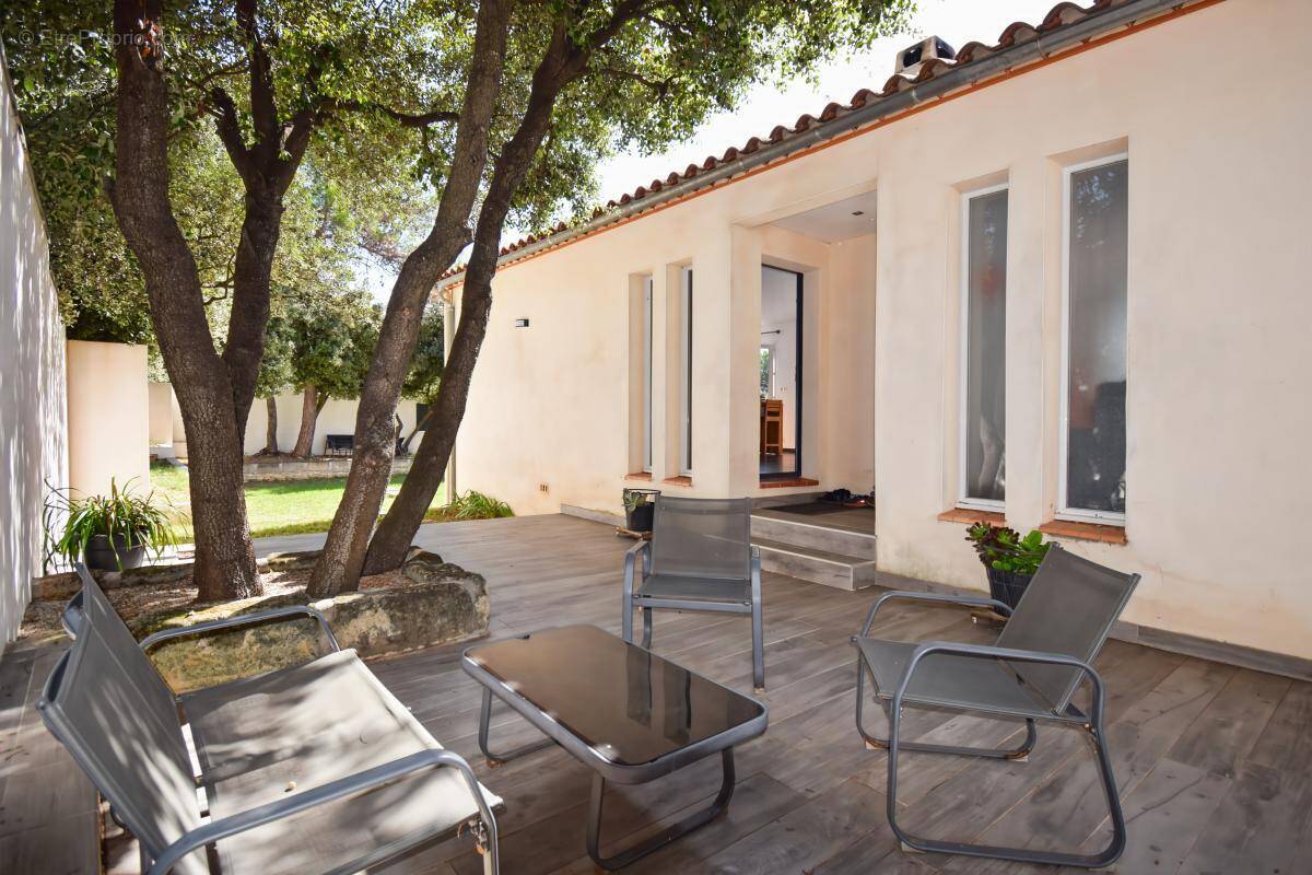 Maison à UZES