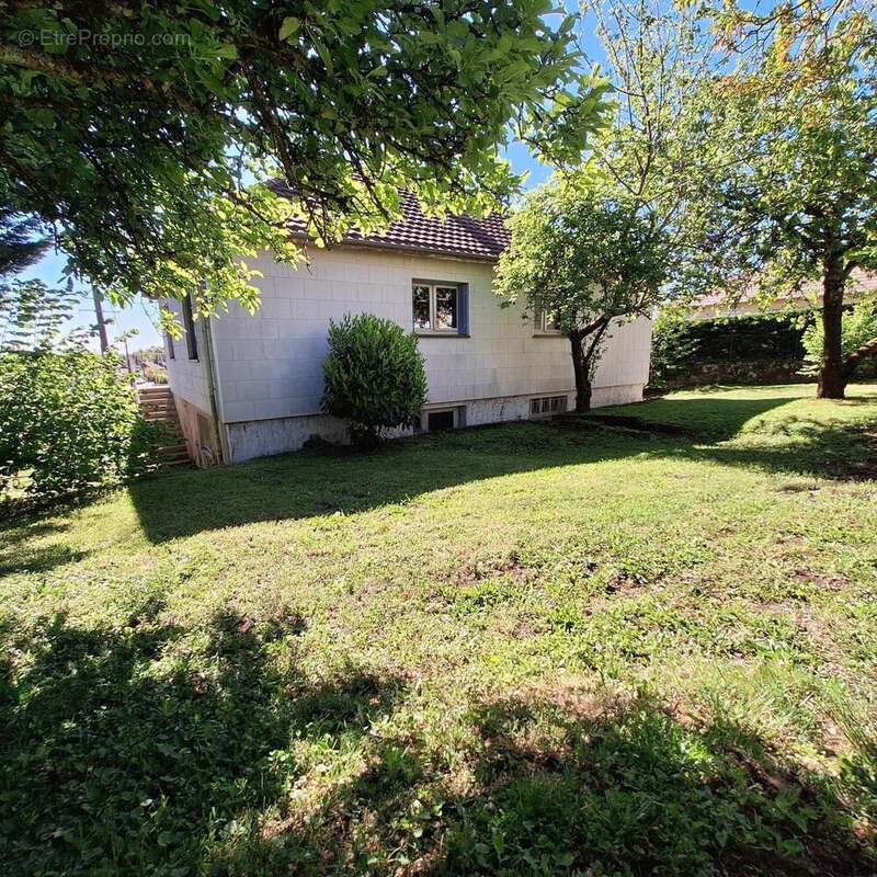 Photo 2 - Maison à LE CREUSOT
