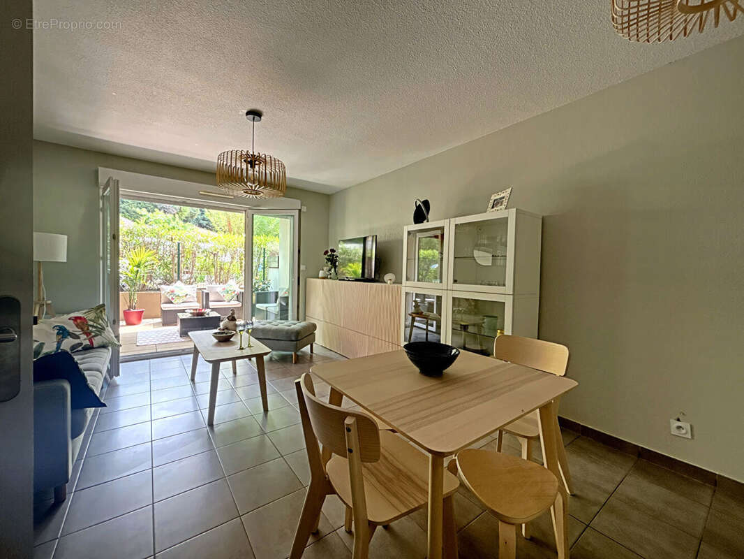 Appartement à FREJUS