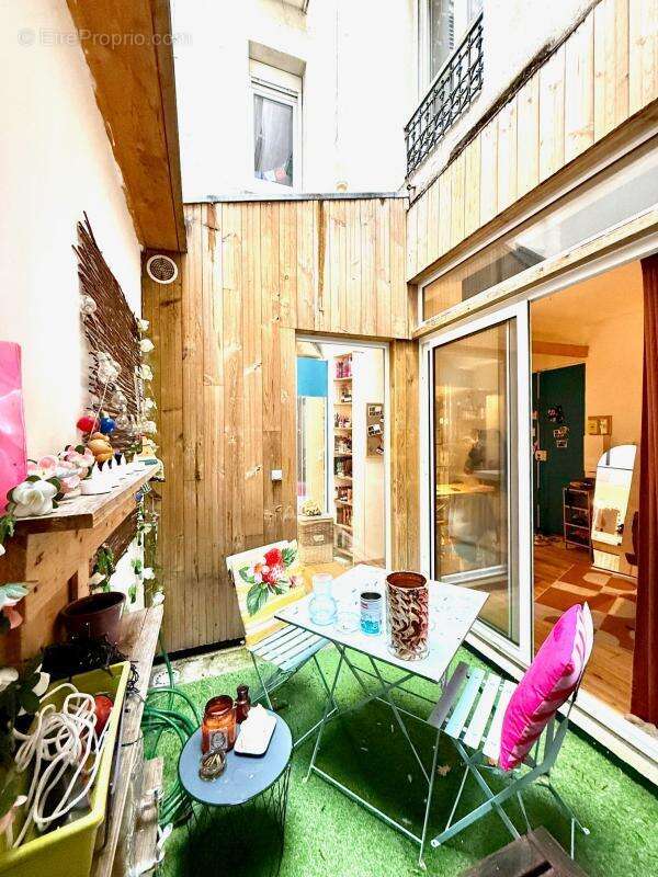 Appartement à PARIS-19E