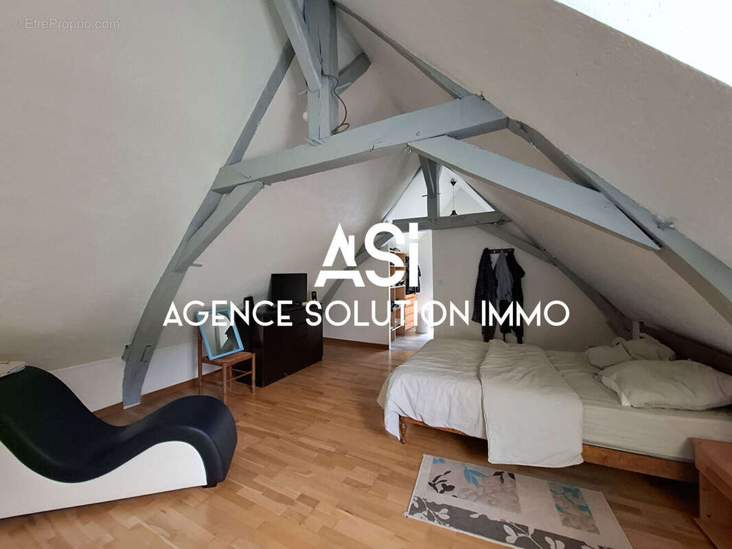 Maison à SAINT-PIERRE-SUR-ERVE