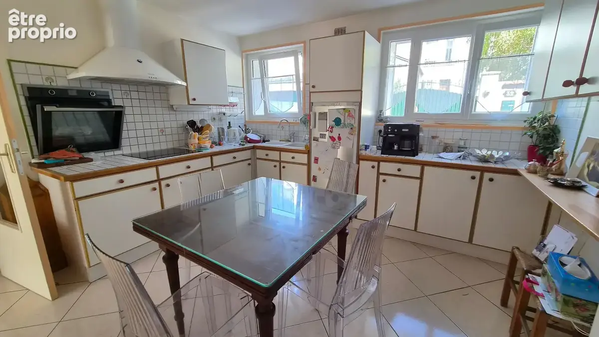 Maison - 170 m² - TOURS - photo 2