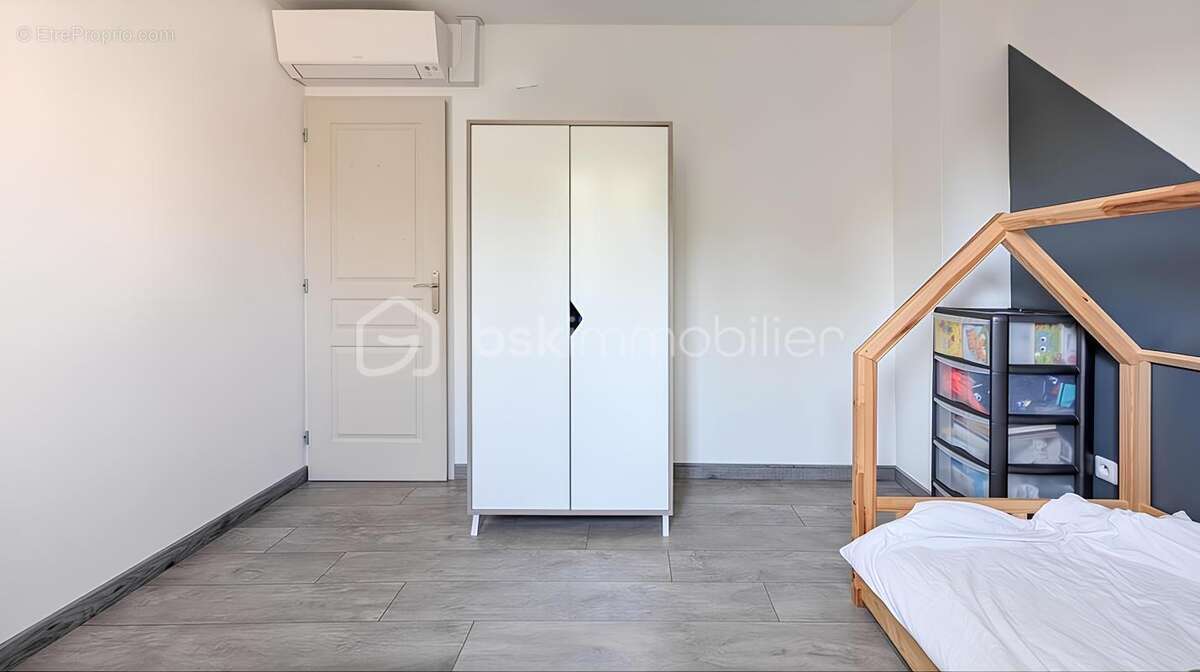 Maison à CORBEIL-ESSONNES