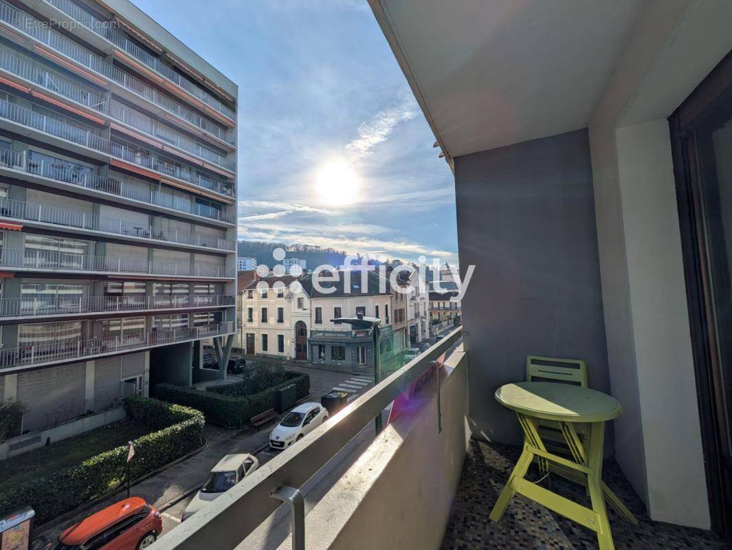 Appartement à AIX-LES-BAINS