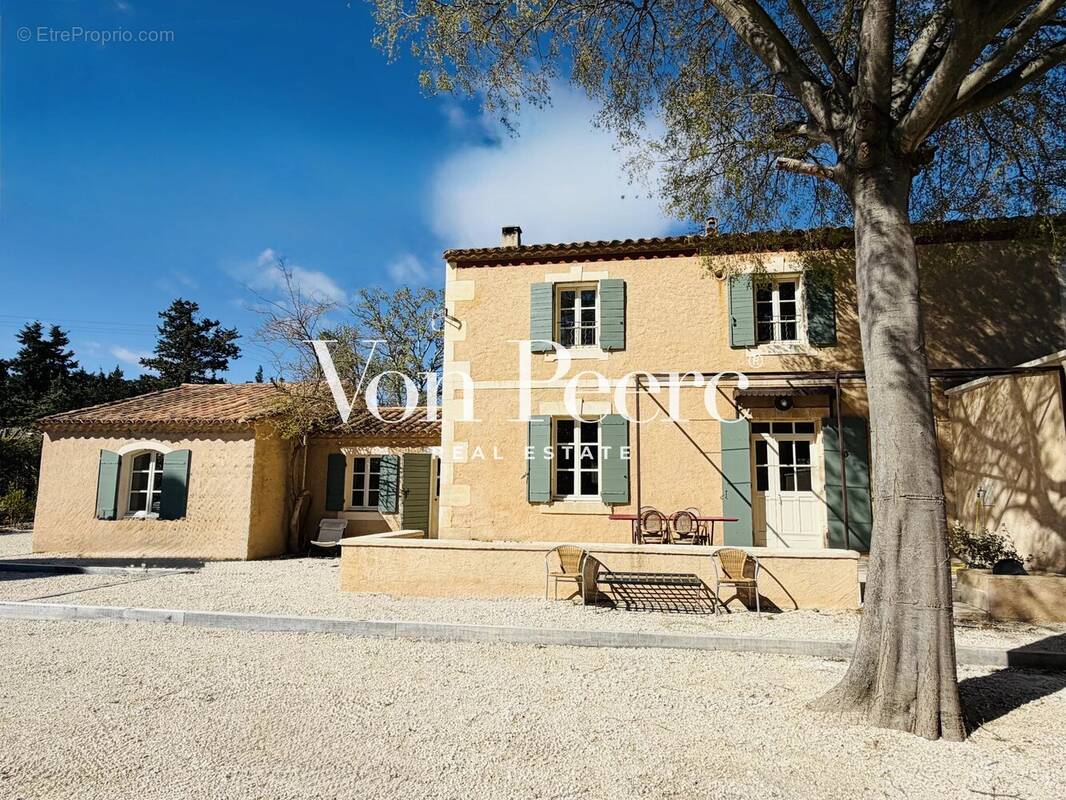 Maison à MAUSSANE-LES-ALPILLES