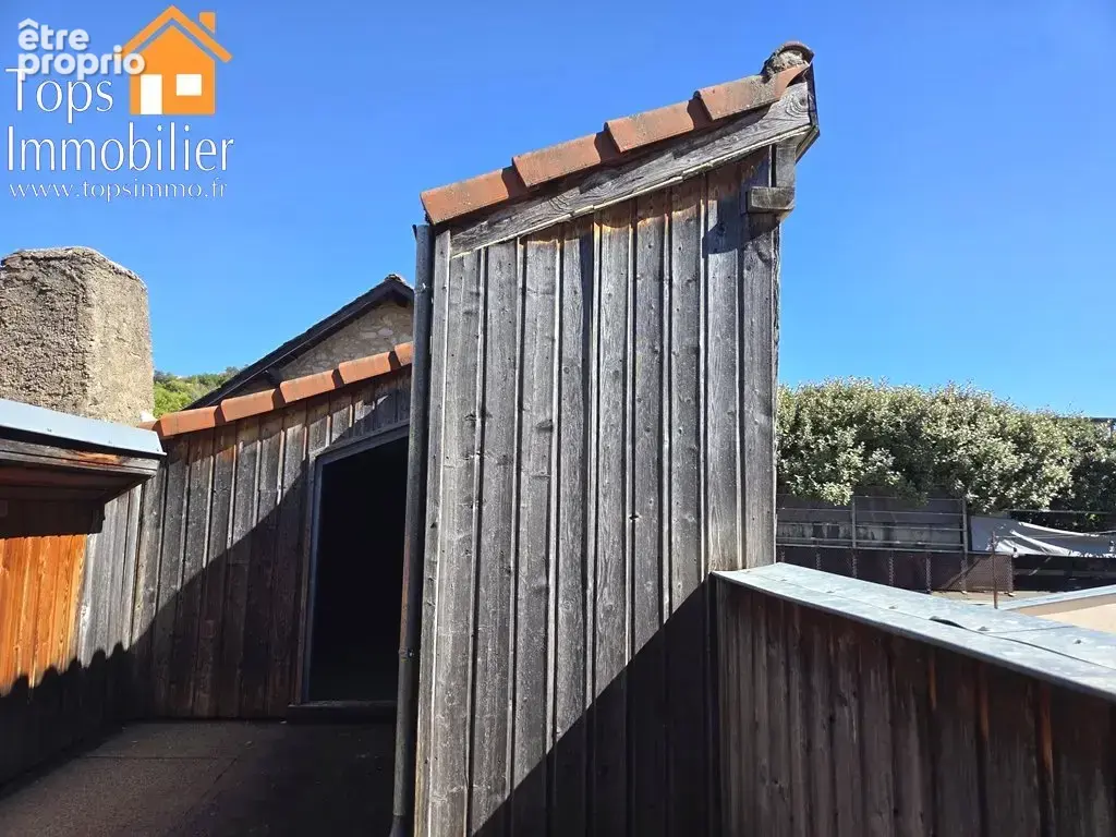 Maison de ville à découvrir dans le centre historique - photo 2