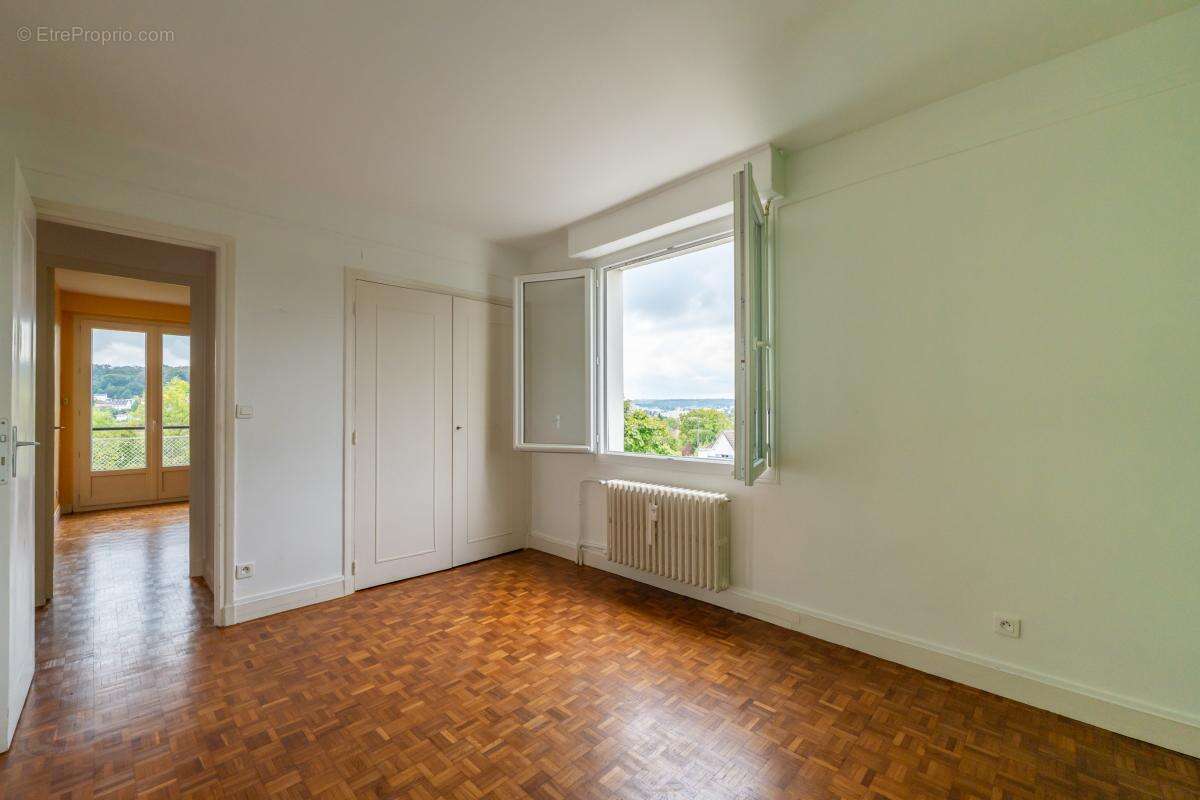 Appartement à SEVRES