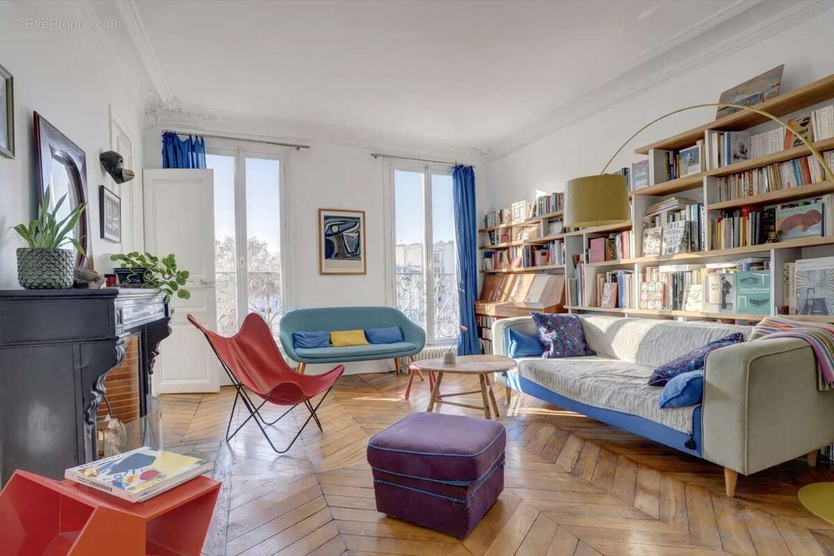 Appartement à PARIS-18E