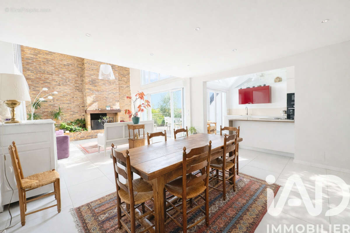 Photo 4 - Maison à VAUHALLAN