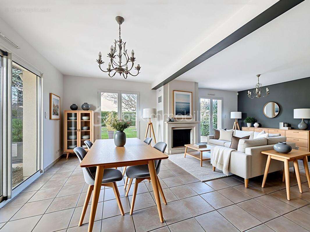 Maison à BENOUVILLE