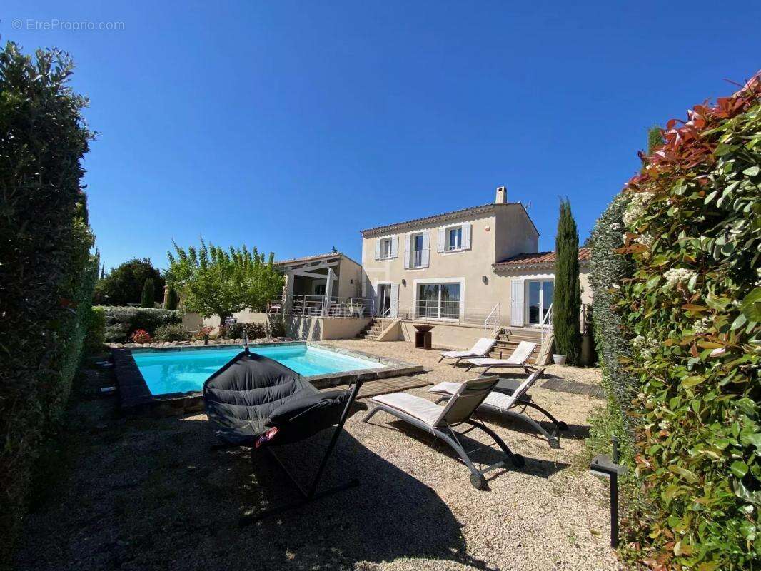 Maison à MAUSSANE-LES-ALPILLES