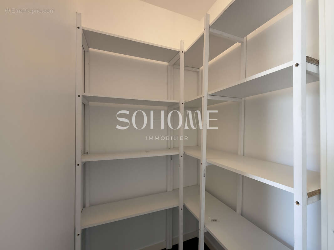 Appartement à BEZANNES