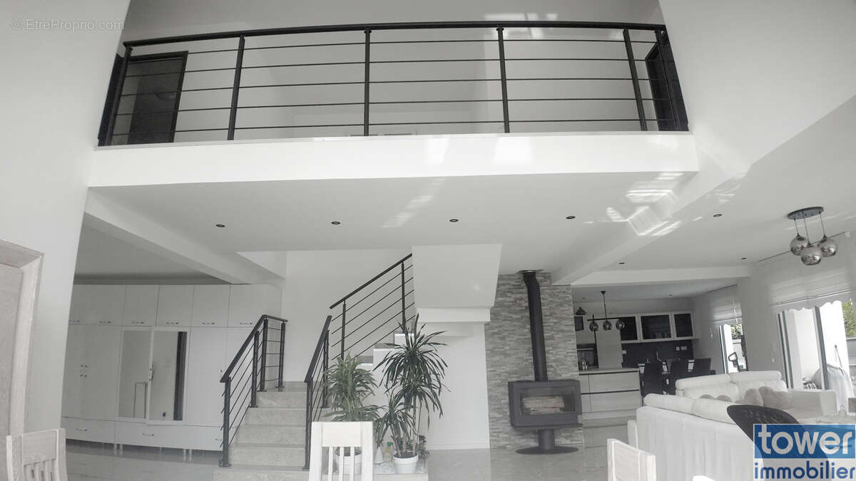 Maison à SOLIERS