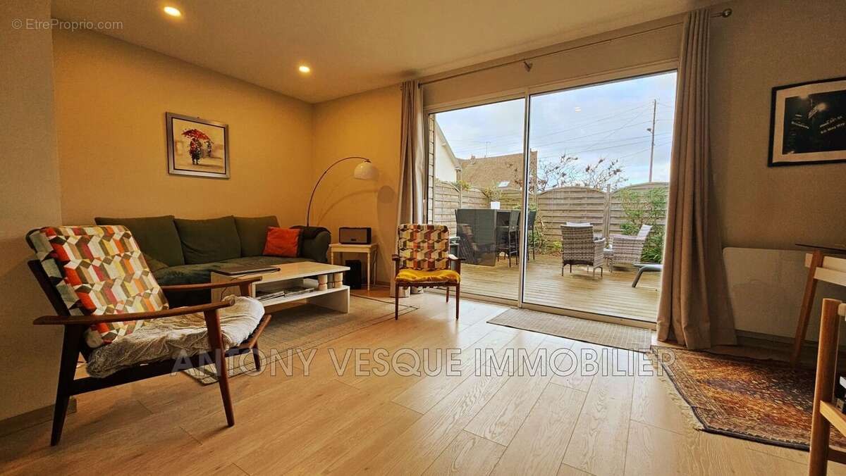 Maison à AGON-COUTAINVILLE