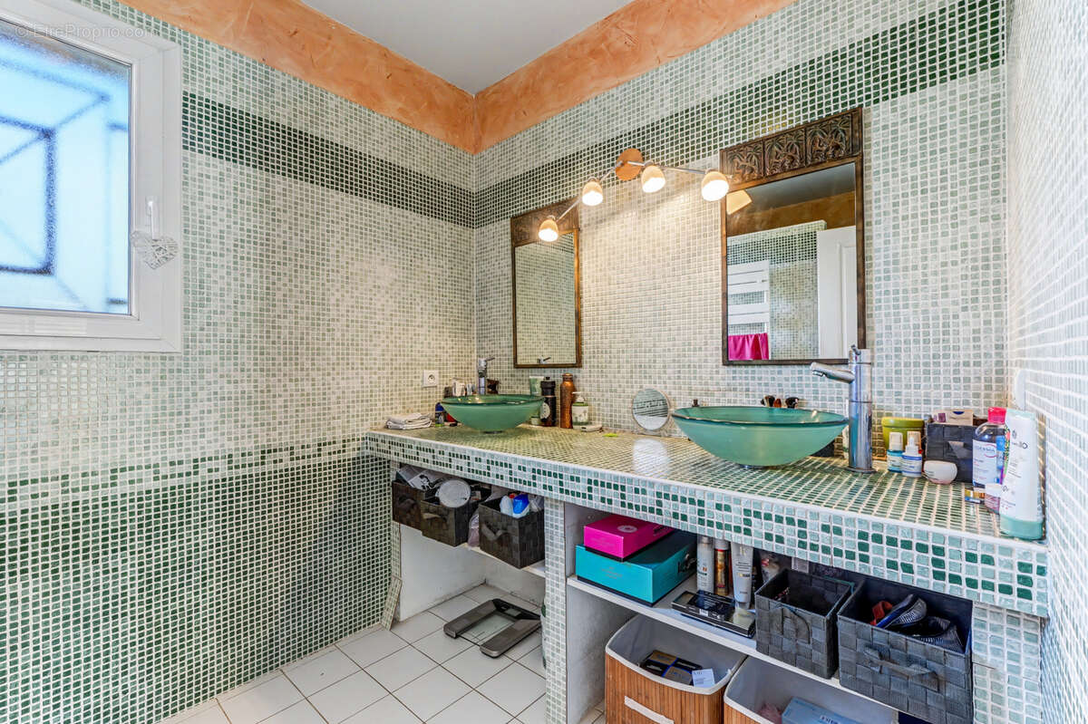 LAPEYROUSSE-FOSSAT Maison 200 m2 à vendre - photo 12