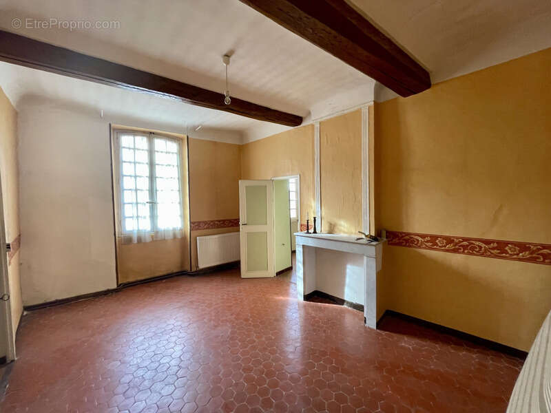 Maison à SAINT-CANNAT