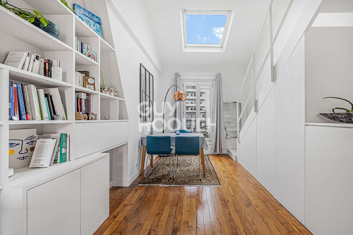 Appartement à PARIS-12E