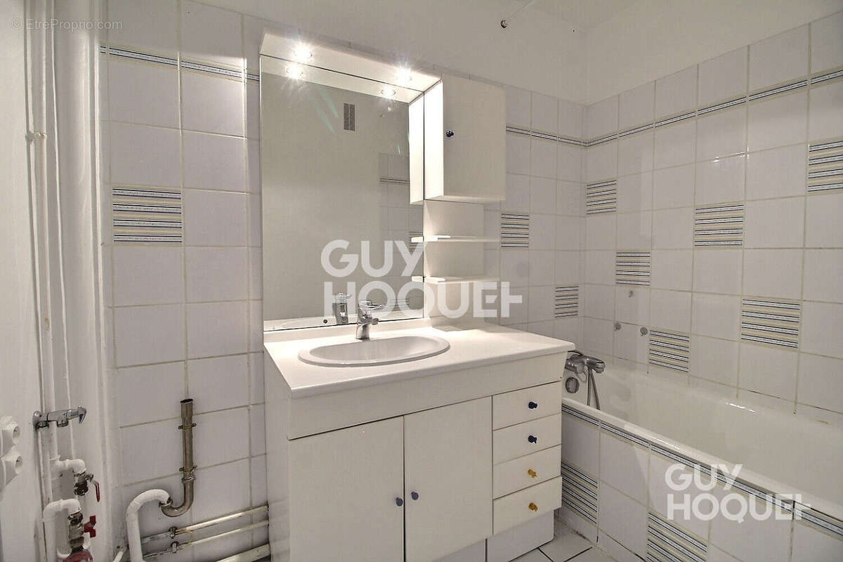 Chaville rive droite? 4 pièces de 82 m² - photo 6