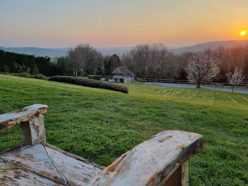 Maison à PONT-L&#039;EVEQUE