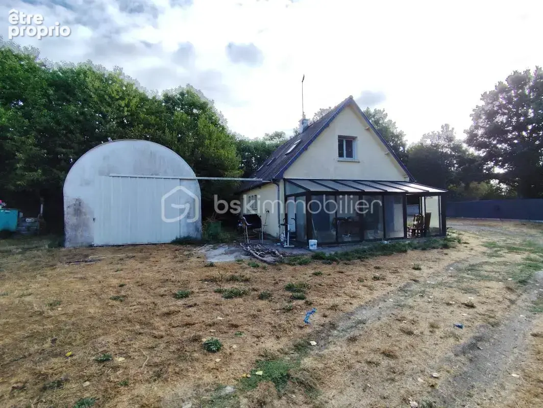 Propriété à restaurer - 2 maisons à caractère d'habitation + dépendances - Etang - Javené ''Rare à la vente'' - photo 11