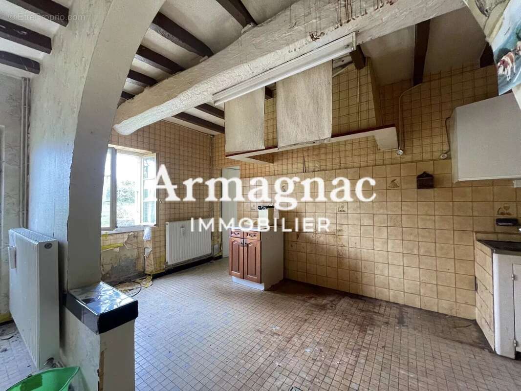 Maison à MONCRABEAU